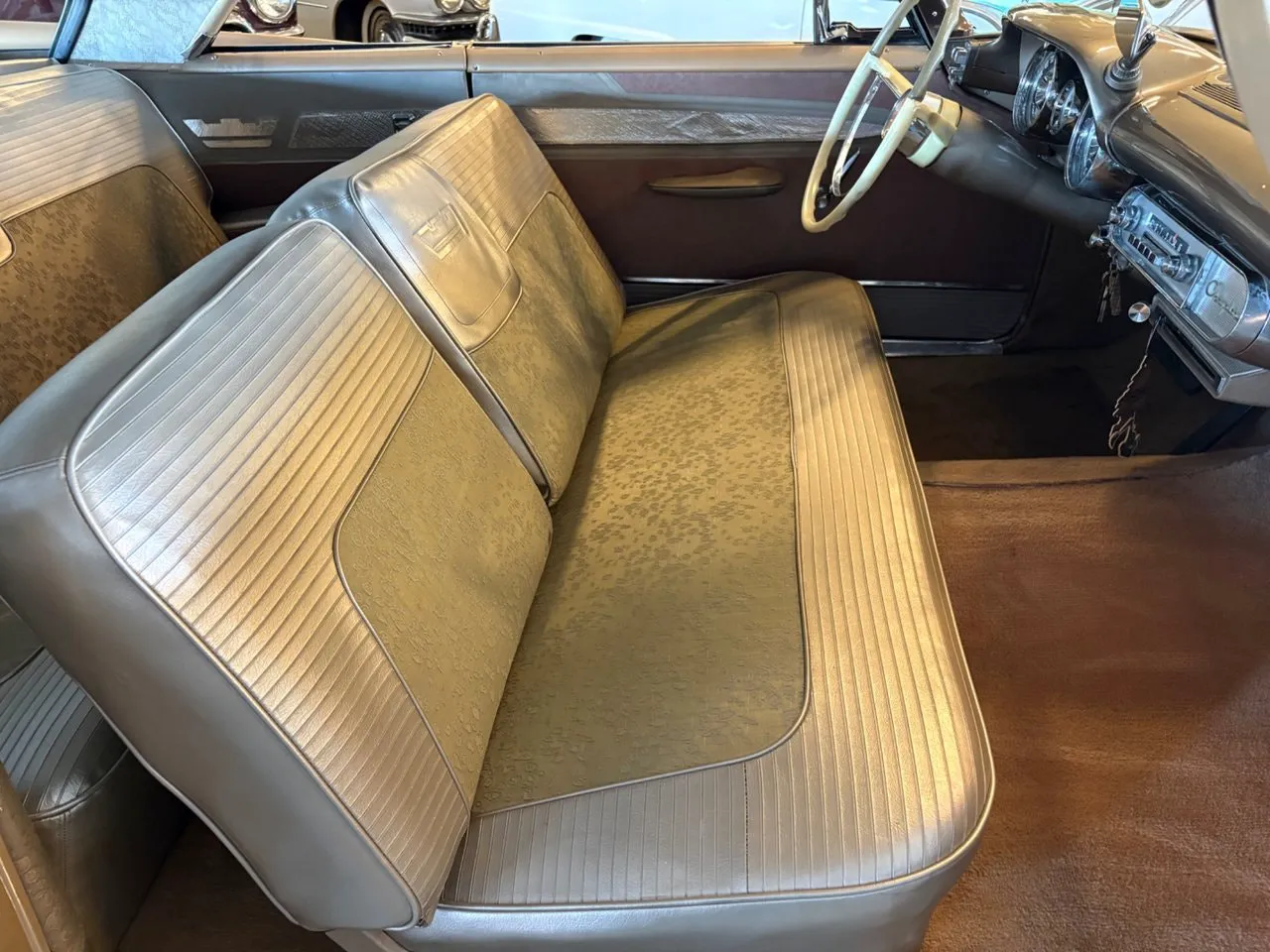 Vehicle image 20