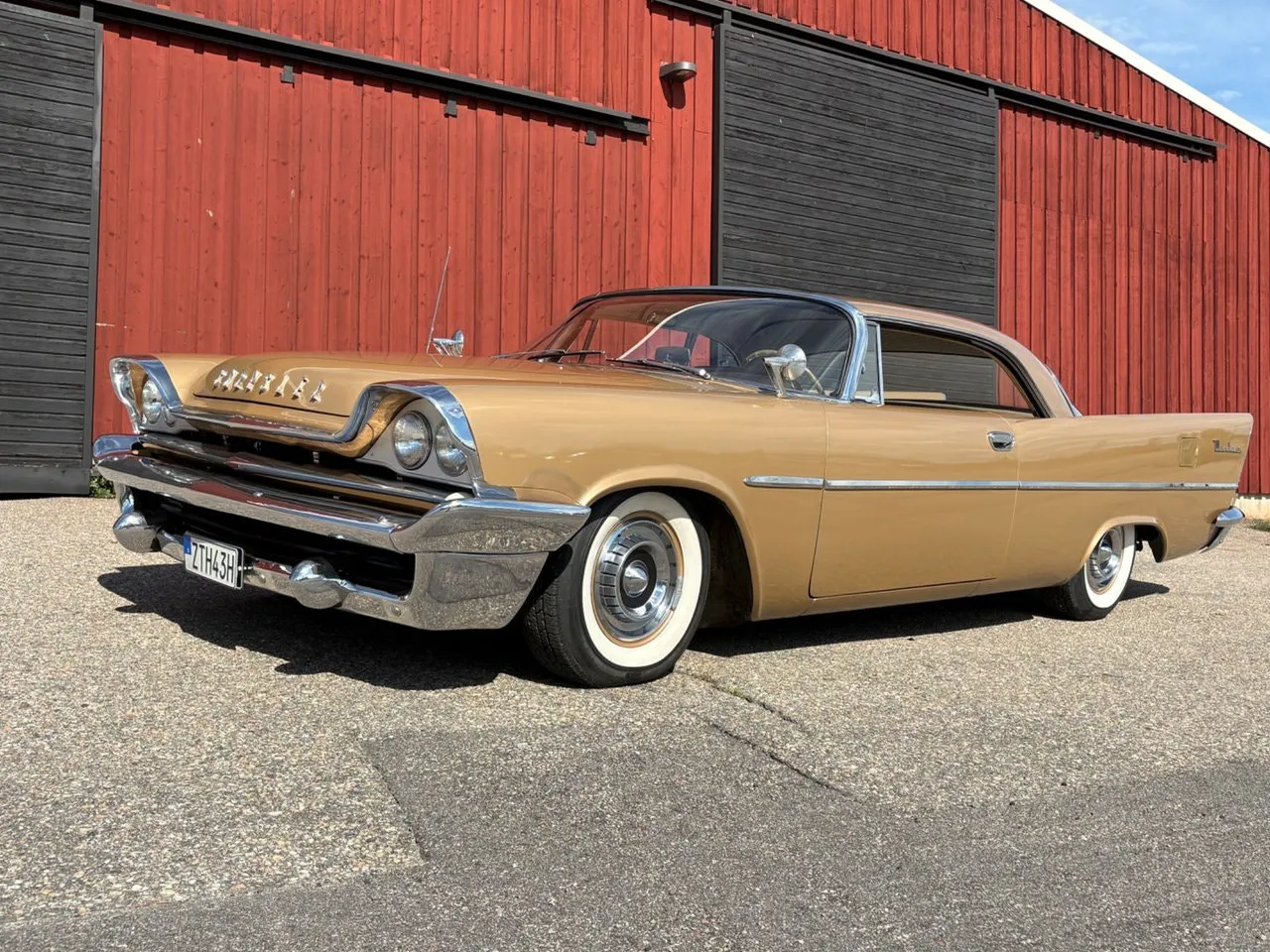 Vehicle image 1