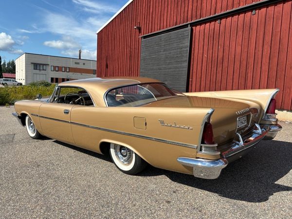 Chrysler Windsor Hardtop Custom - 1958