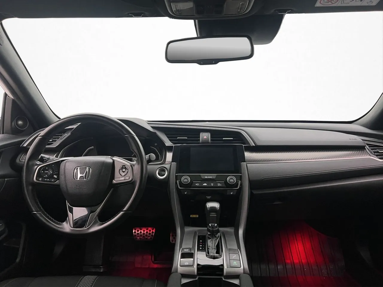 Vehicle image 18