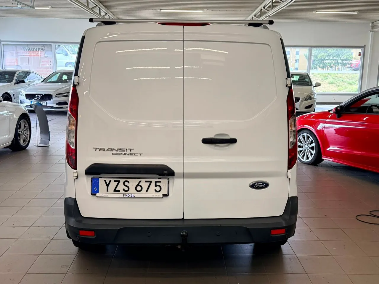 Vehicle image 14