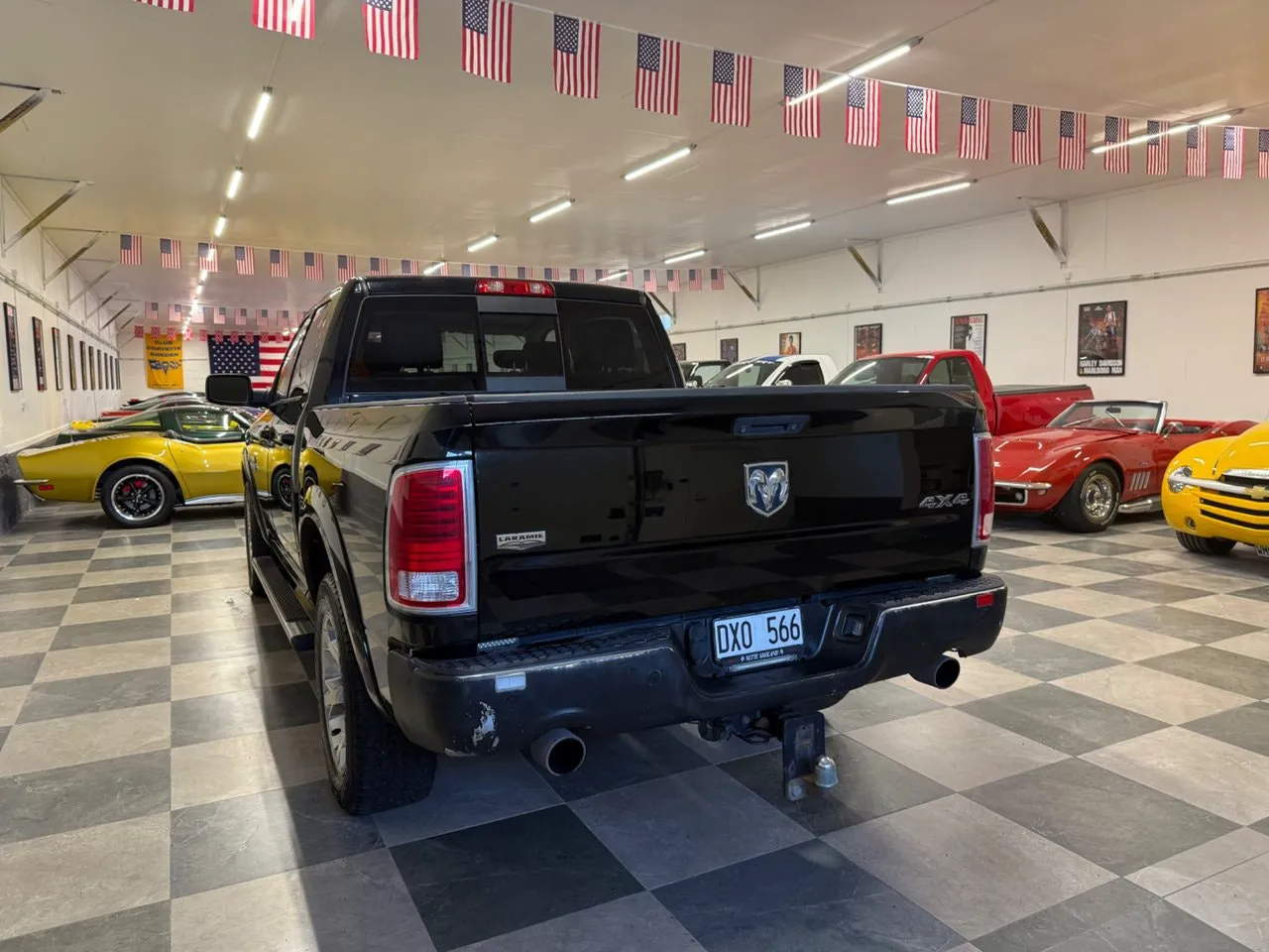Vehicle image 8