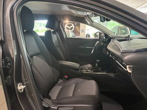 Mazda CX-30 bild 14