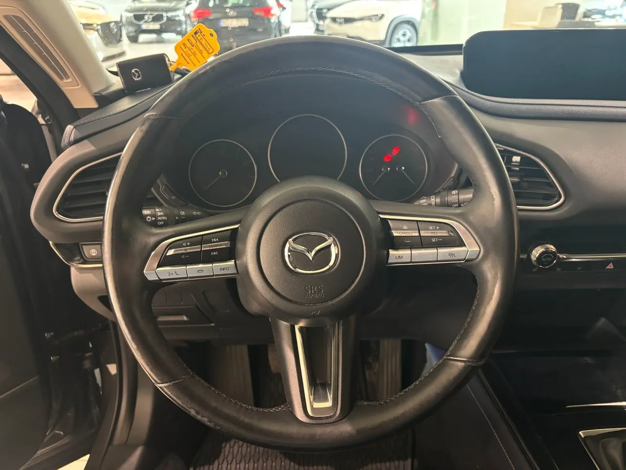Vehicle image 22