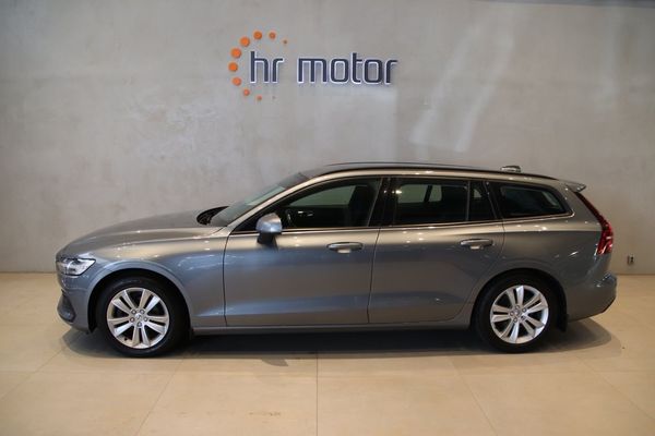 Volvo V60 D3 Momentum/Drag/SoV/2 års garanti - 2019