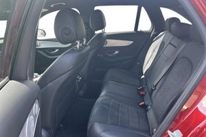 Mercedes GLC220 bild 9