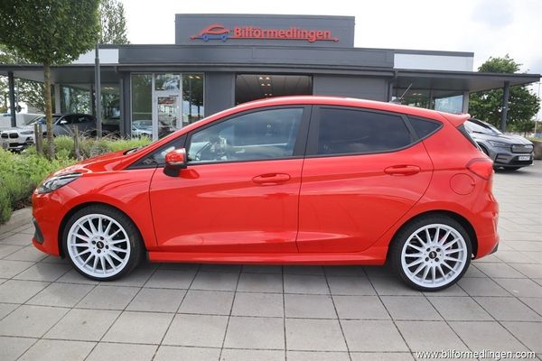 Ford Fiesta ST 1.5T EcoBoost FWD 200hk B&O ljud Recaro stolar - 2021