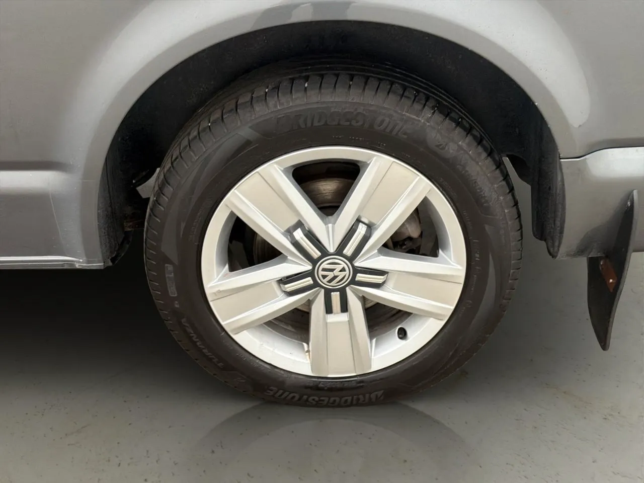 Vehicle image 31
