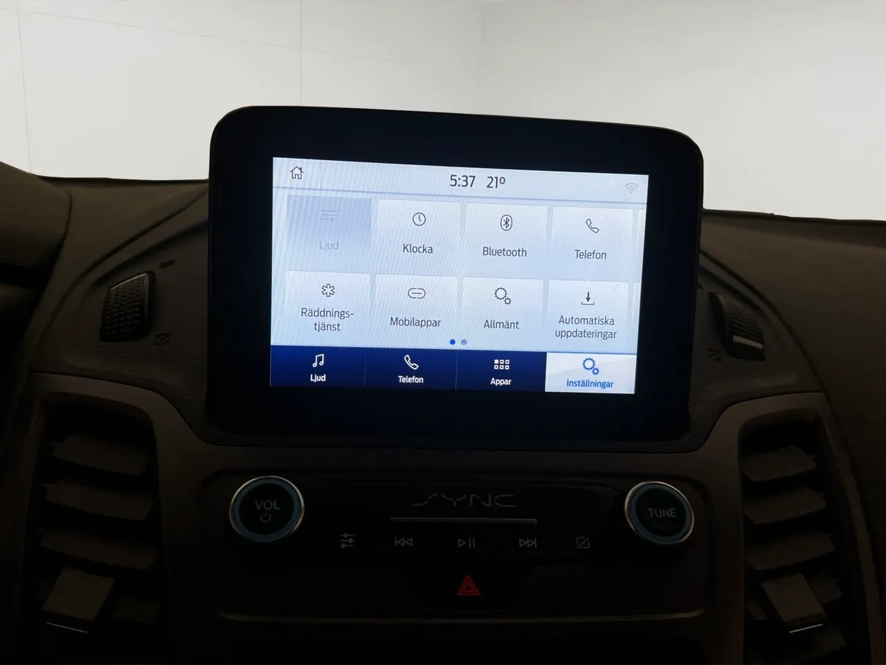 Vehicle image 21