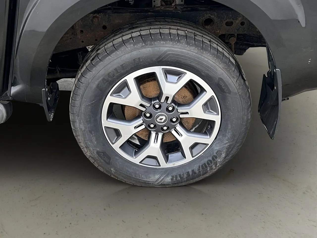 Vehicle image 29