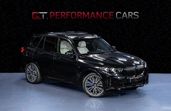 BMW X5 xDrive50e M-Sport Pro MOMS B&W Pano Sky DAP 22" Drag - 2025