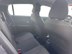 Peugeot 208 bild 13