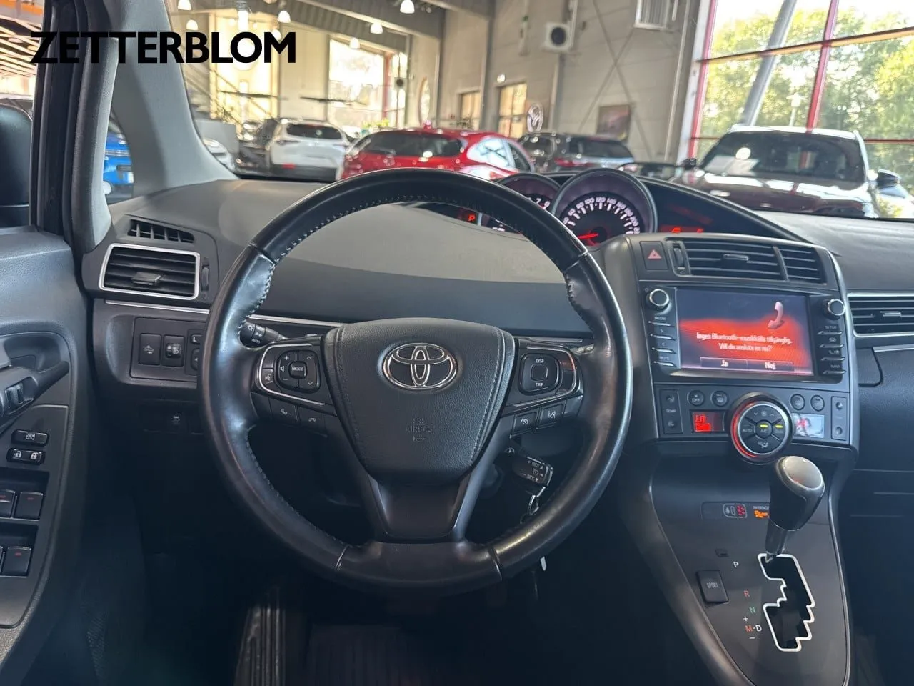 Vehicle image 11