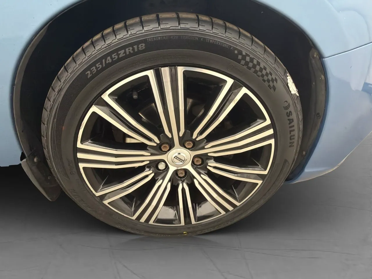 Vehicle image 31