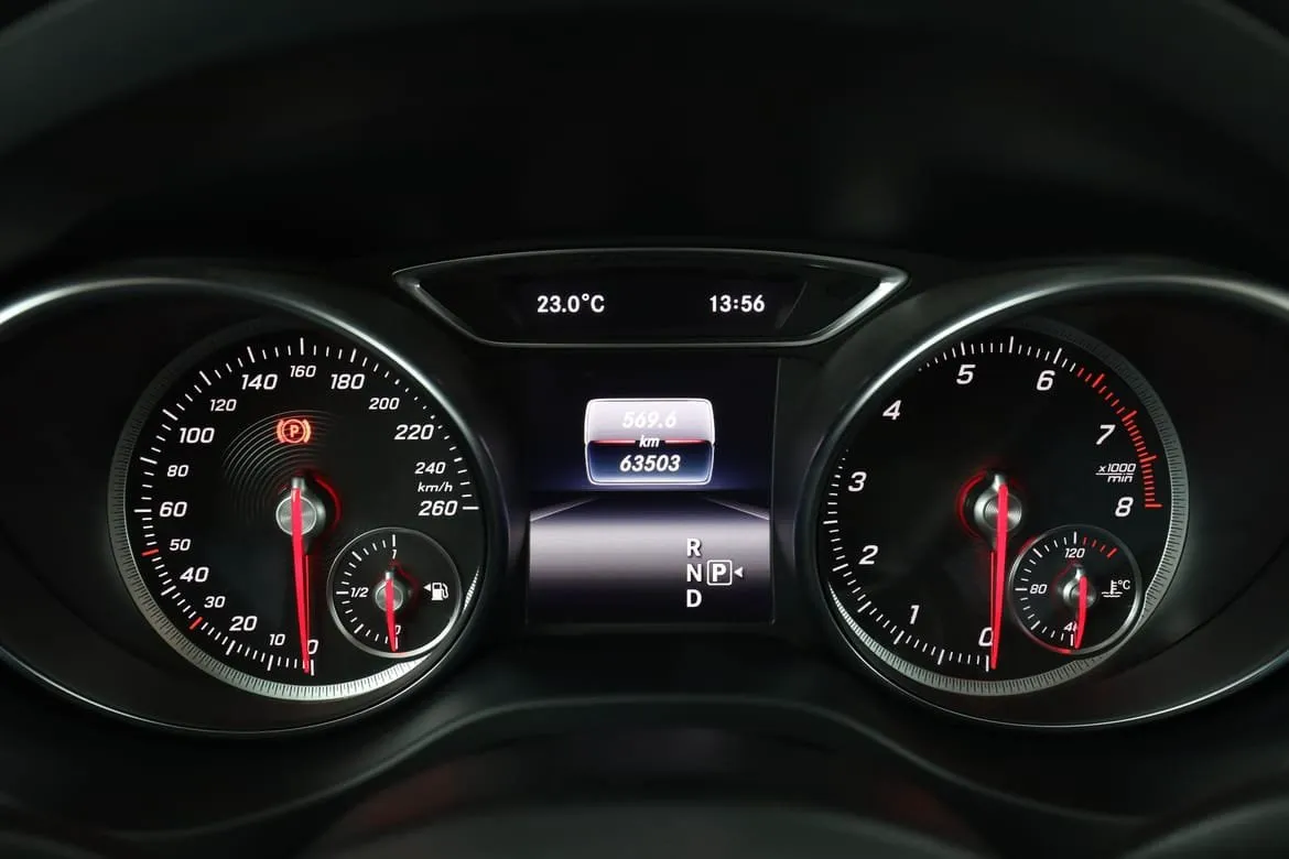 Vehicle image 19