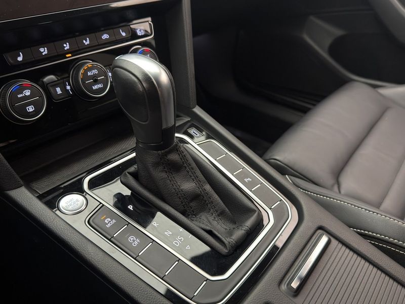 Volkswagen Passat bild 24