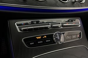 Mercedes E220 bild 19