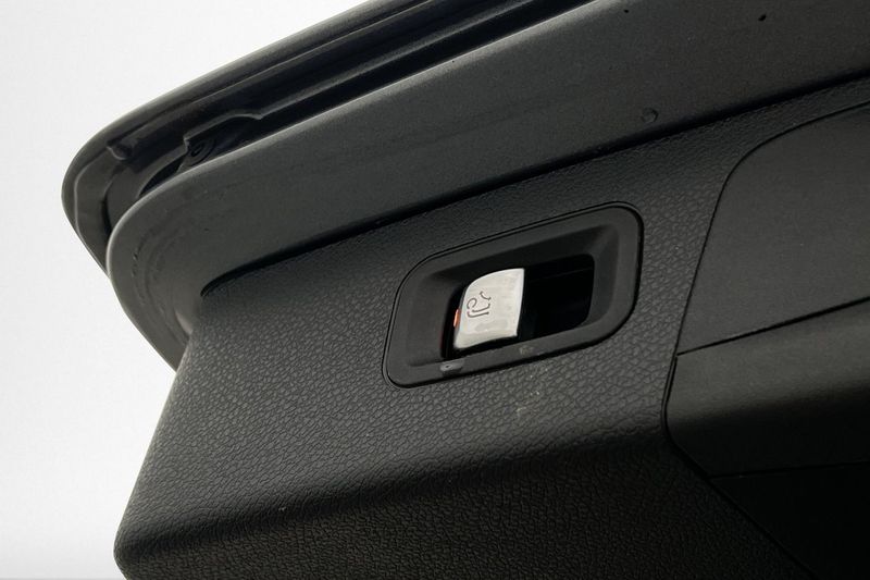 Mercedes E220 bild 25