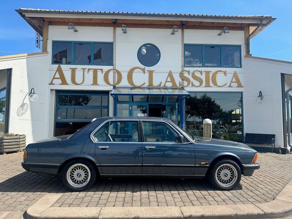 BMW 745 Turbo * OBS: 8980 MIL * - 1986