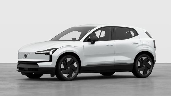 Volvo EX30 P5 Long Range Plus - 2027