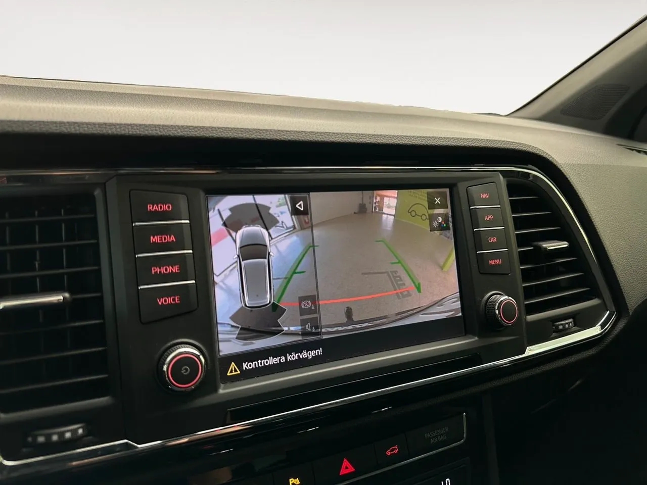 Vehicle image 20