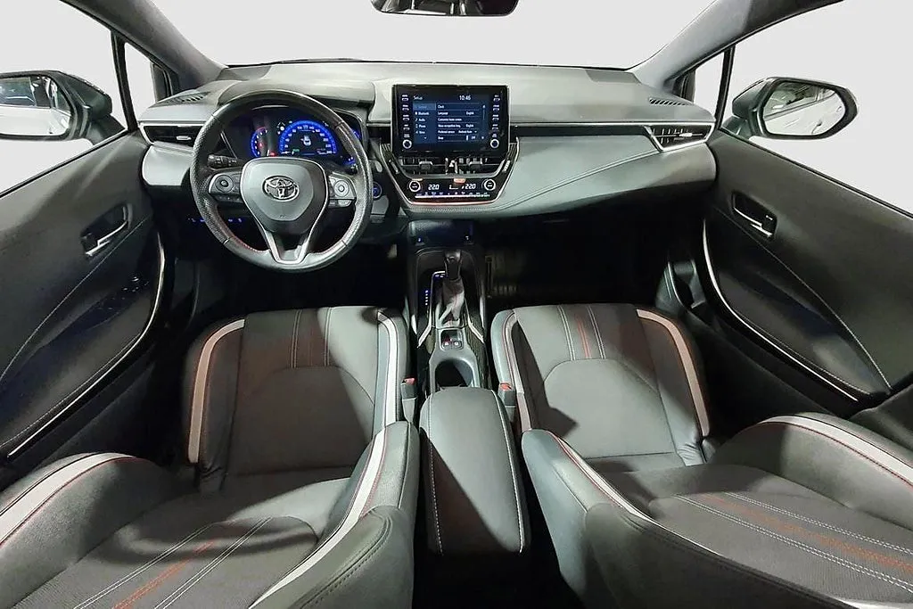 Vehicle image 13