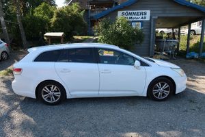 Toyota Avensis bild 2