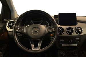 Mercedes B200 bild 12