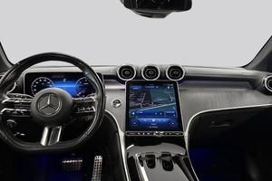Mercedes GLC220 bild 8