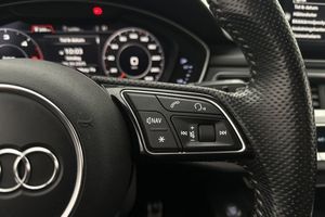Audi A4 bild 14