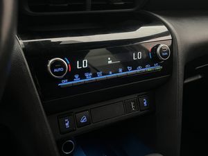 Toyota Yaris Cross bild 24