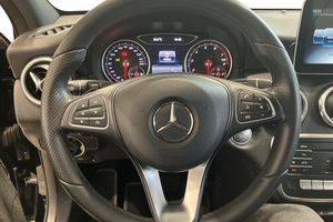 Mercedes A180 bild 13