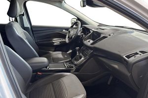 Ford Kuga bild 9