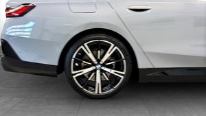 BMW 530 bild 9