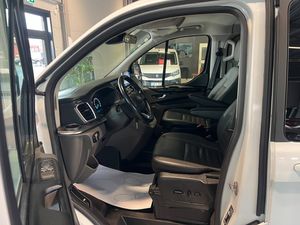 Ford Tourneo Custom bild 22