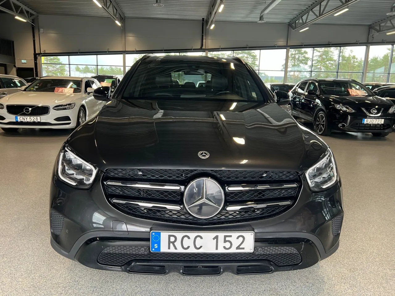 Vehicle image 8
