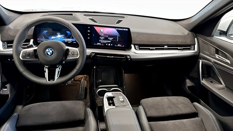 BMW iX1 bild 4