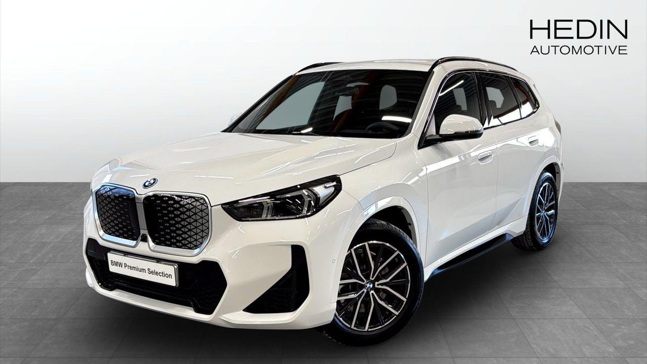 BMW iX1