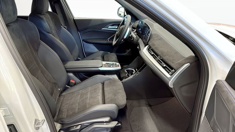 BMW iX1 bild 3