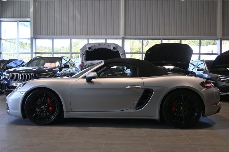 Porsche 718 bild 2