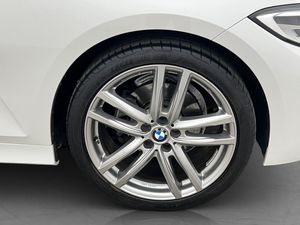 BMW 320 bild 30