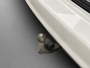 BMW 320 bild 9