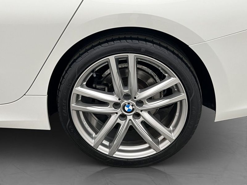 BMW 320 bild 28