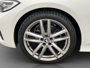 BMW 320 bild 27