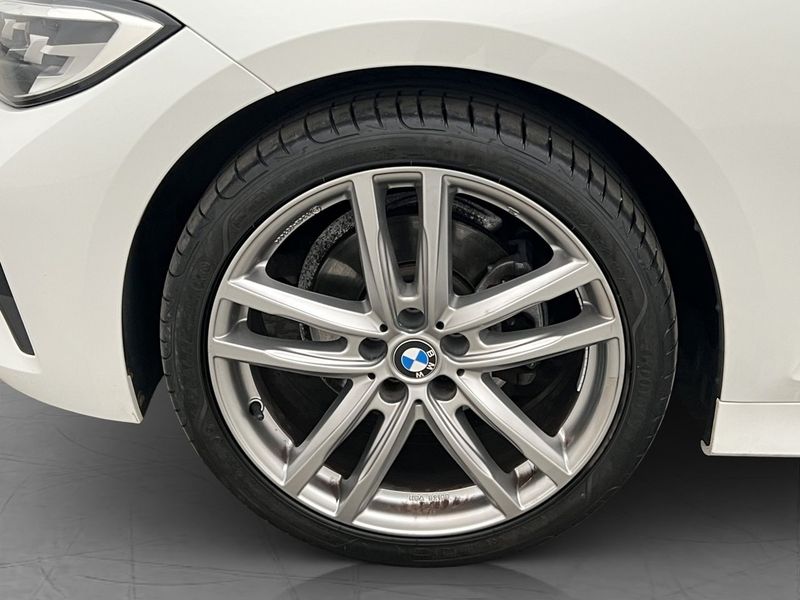 BMW 320 bild 27