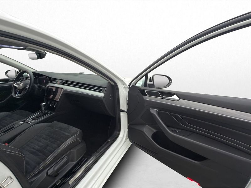 Volkswagen Passat bild 25