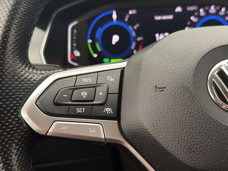 Volkswagen Passat bild 13