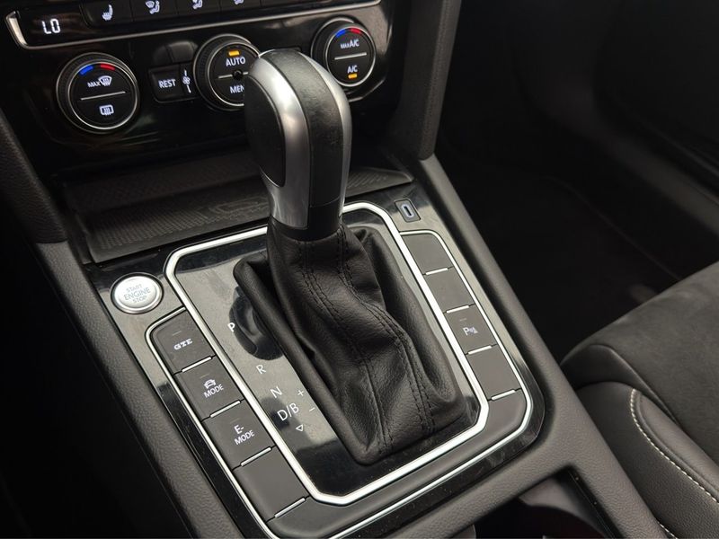Volkswagen Passat bild 23