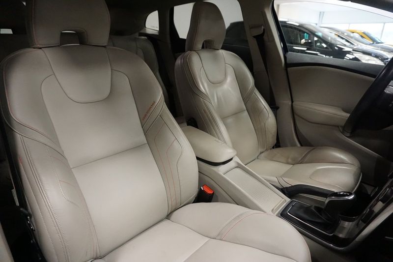 Volvo V40 bild 15