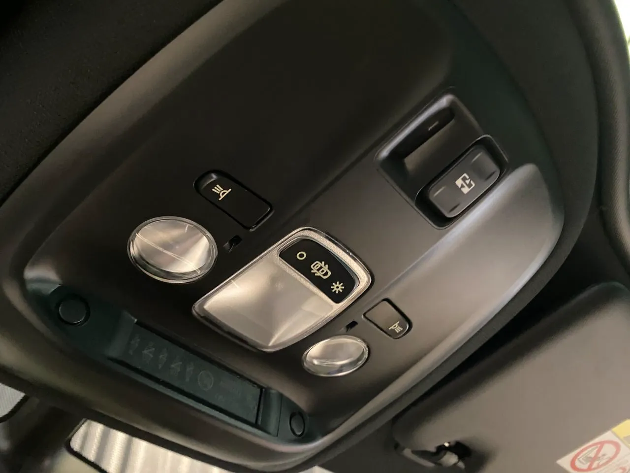 Vehicle image 36
